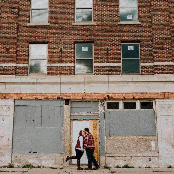 Meet your Posher, Lauren - Picture 1 of 1